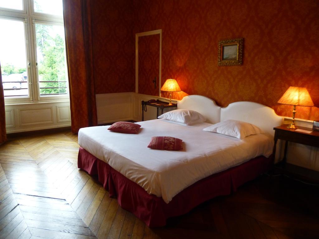 Chateau De Hotel 4*