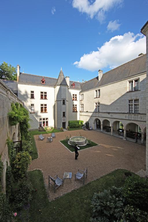 Chateau De Hotel 4*
